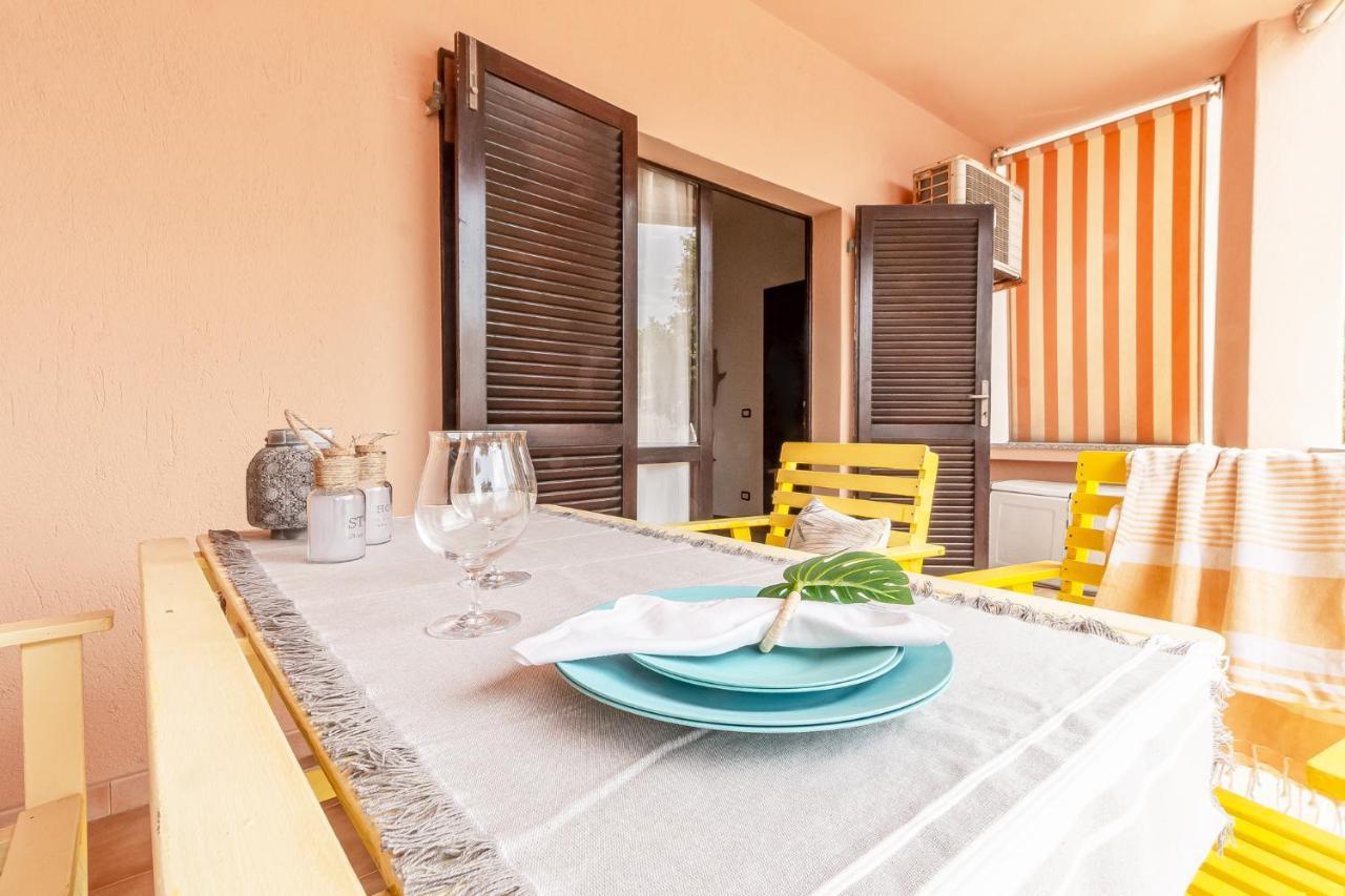イーゾラ・ロッサRelax Family House Al Mareアパートメント エクステリア 写真